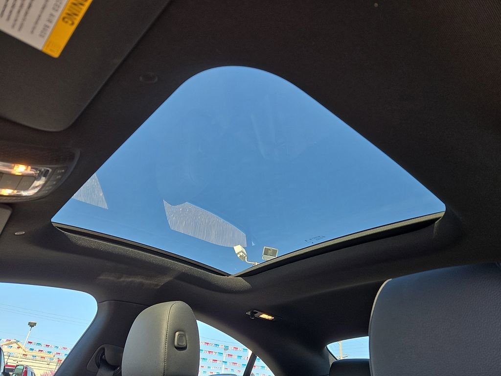 Used 2025 Mercedes-Benz CLA 250 4MATIC image 14