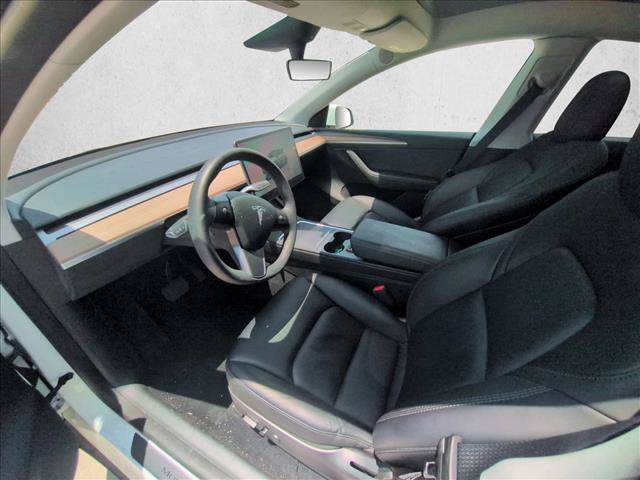 Used 2023 Tesla Model Y Long Range AWD/4WD image 10