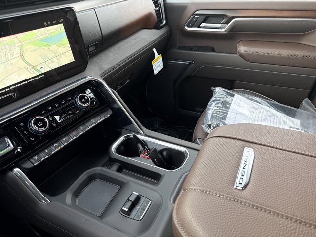 New 2026 GMC Sierra 2500 Denali w/ Denali Reserve Package AWD/4WD image 23