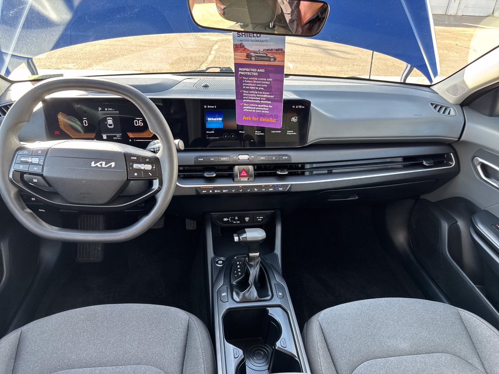 Used 2025 Kia K4 FWD image 23