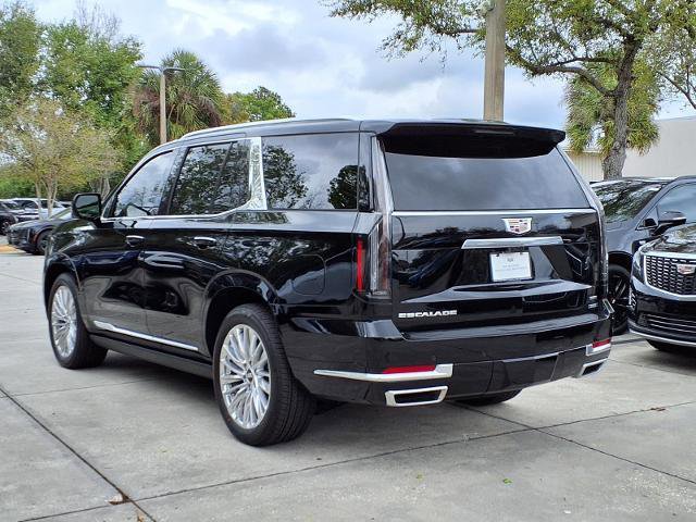 New 2026 Cadillac Escalade Luxury w/ Touring Package RWD image 3