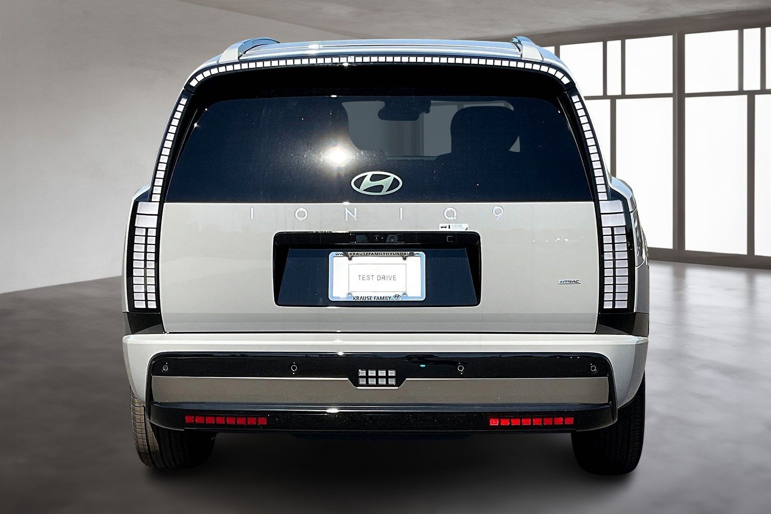 New 2026 Hyundai Ioniq 9 Calligraphy image 4