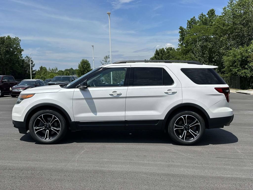 Used 2015 Ford Explorer Sport w/ Equipment Group 401A AWD/4WD image 24