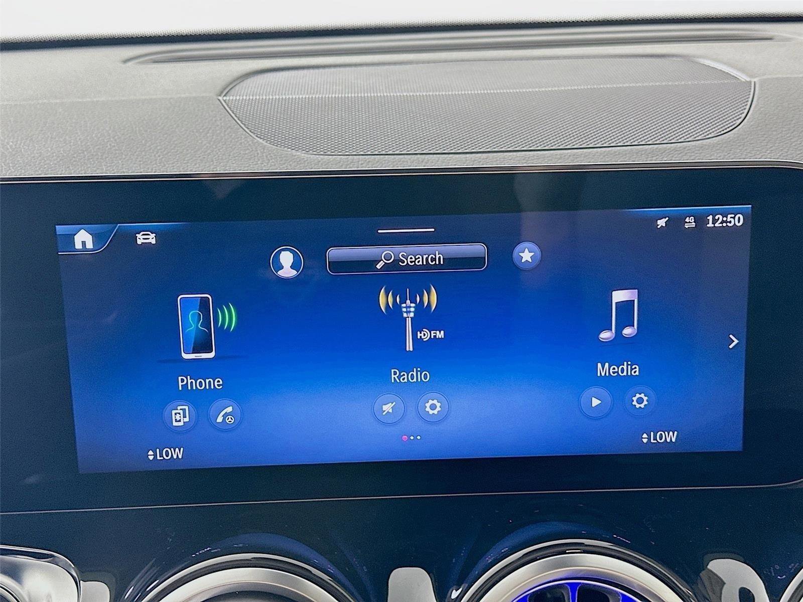 Used 2026 Mercedes-Benz GLB 250 4MATIC image 18