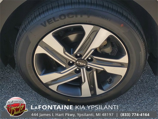 Used 2023 Kia Sorento EX image 7