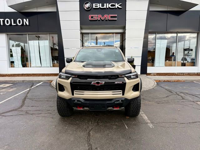 Used 2024 Chevrolet Colorado ZR2 w/ ZR2 Convenience Package III image 6