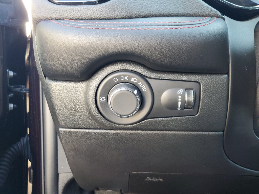 Used 2024 Dodge Durango GT AWD/4WD image 30