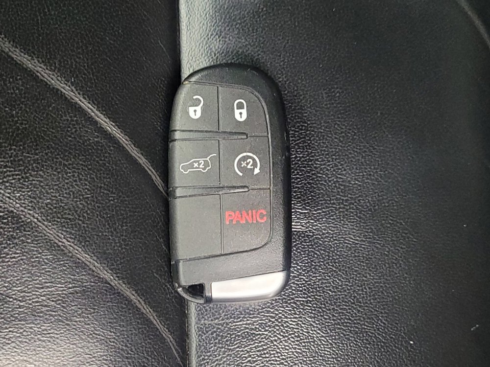 Used 2020 Jeep Grand Cherokee Limited RWD image 32