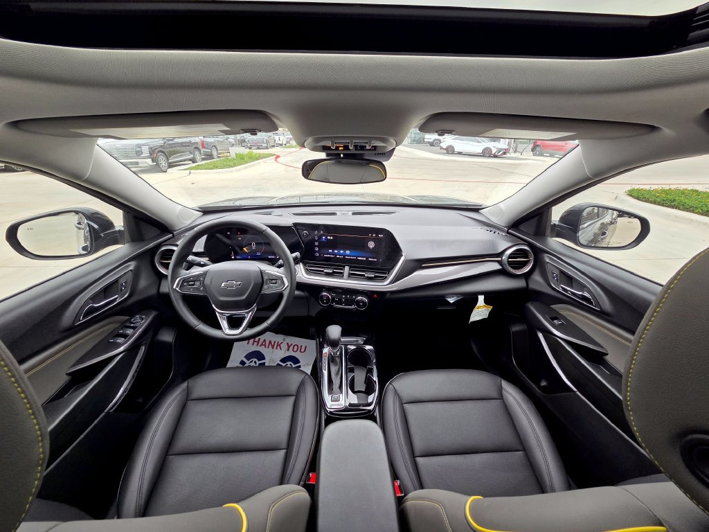 Used 2025 Chevrolet Trax ACTIV w/ Sunroof Package FWD image 14