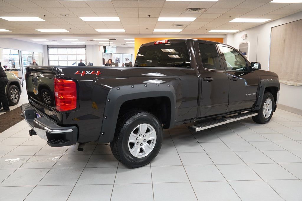 Used 2018 Chevrolet Silverado 1500 LT w/ All Star Edition image 11