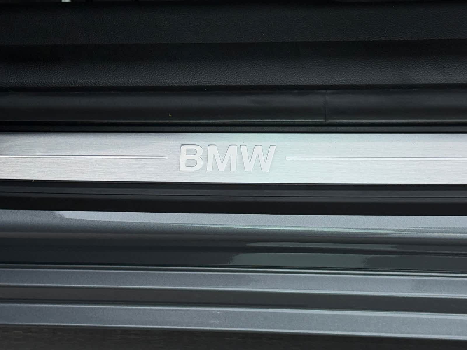 New 2026 BMW 330i Sedan w/ Convenience Package RWD image 13
