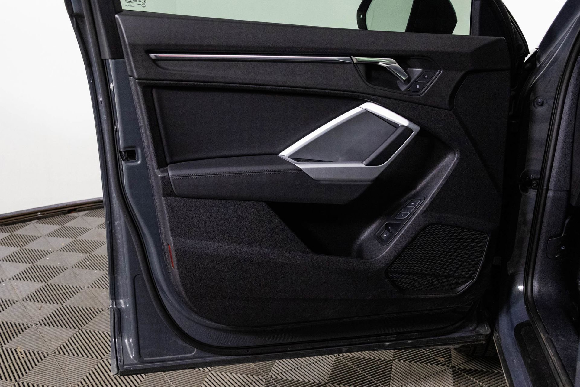 Used 2022 Audi Q3 2.0T Premium Plus image 33