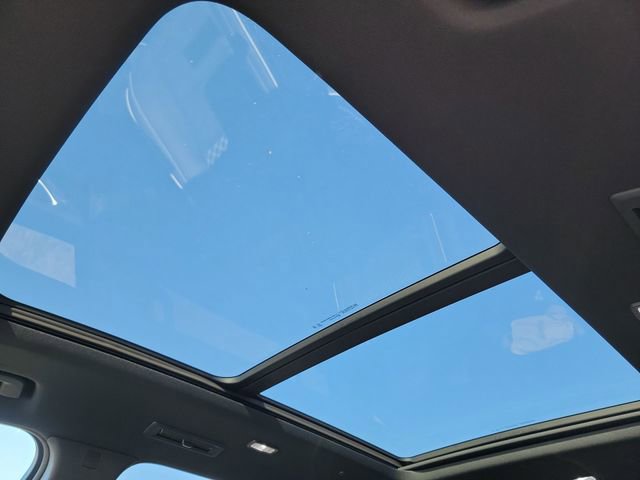 Used 2025 GMC Acadia Denali w/ Super Cruise Package image 16