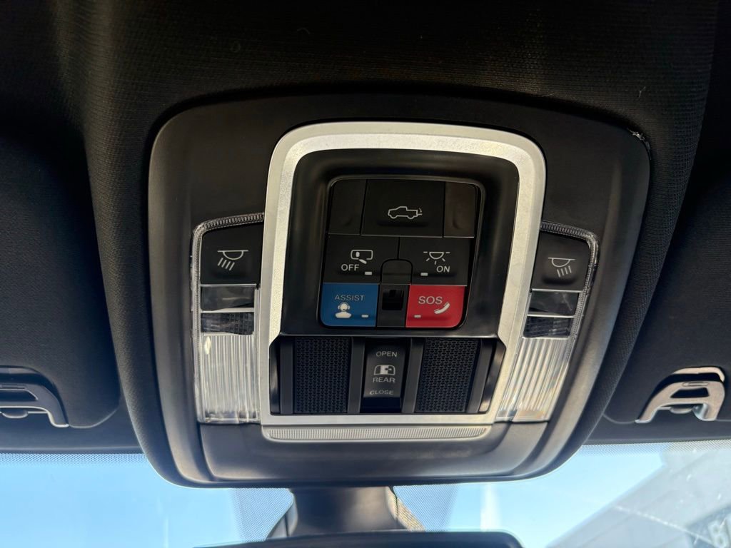 Used 2022 RAM 3500 Laramie w/ Night Edition image 11