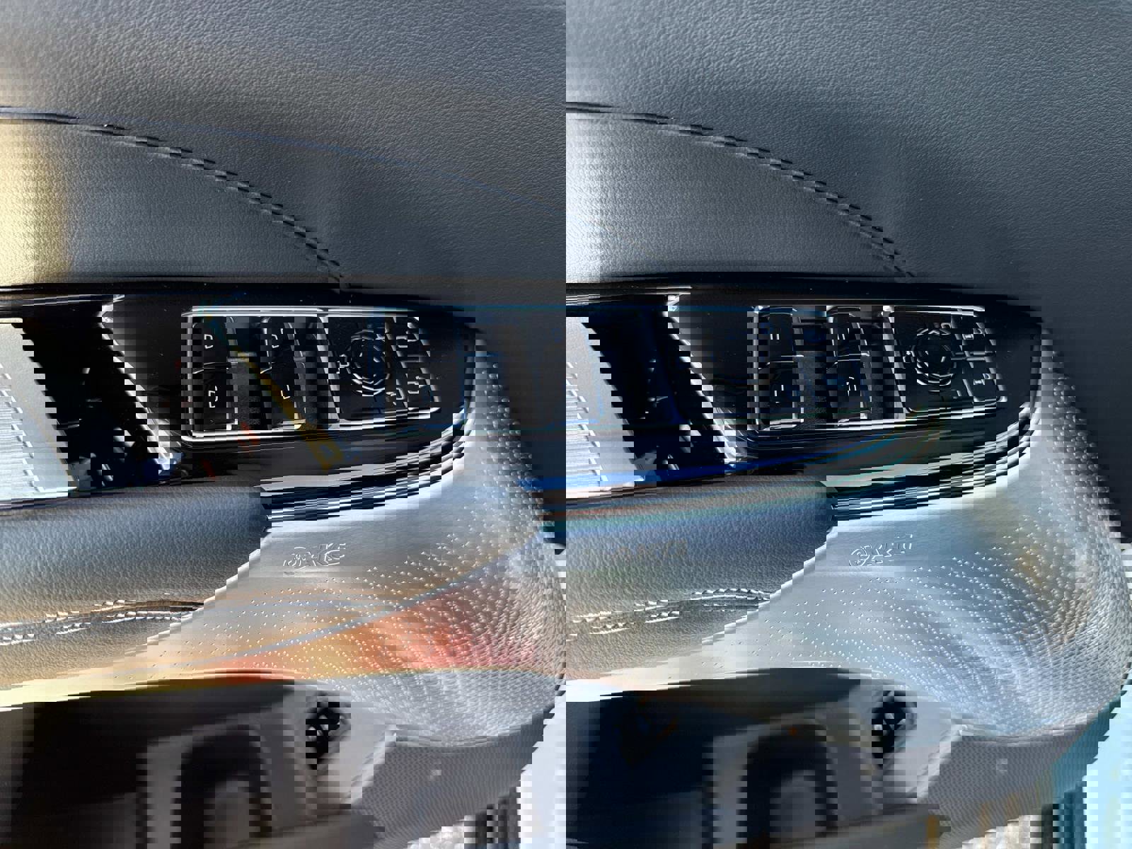 New 2026 Cadillac Lyriq V w/ Exterior Carbon Fiber Package image 14