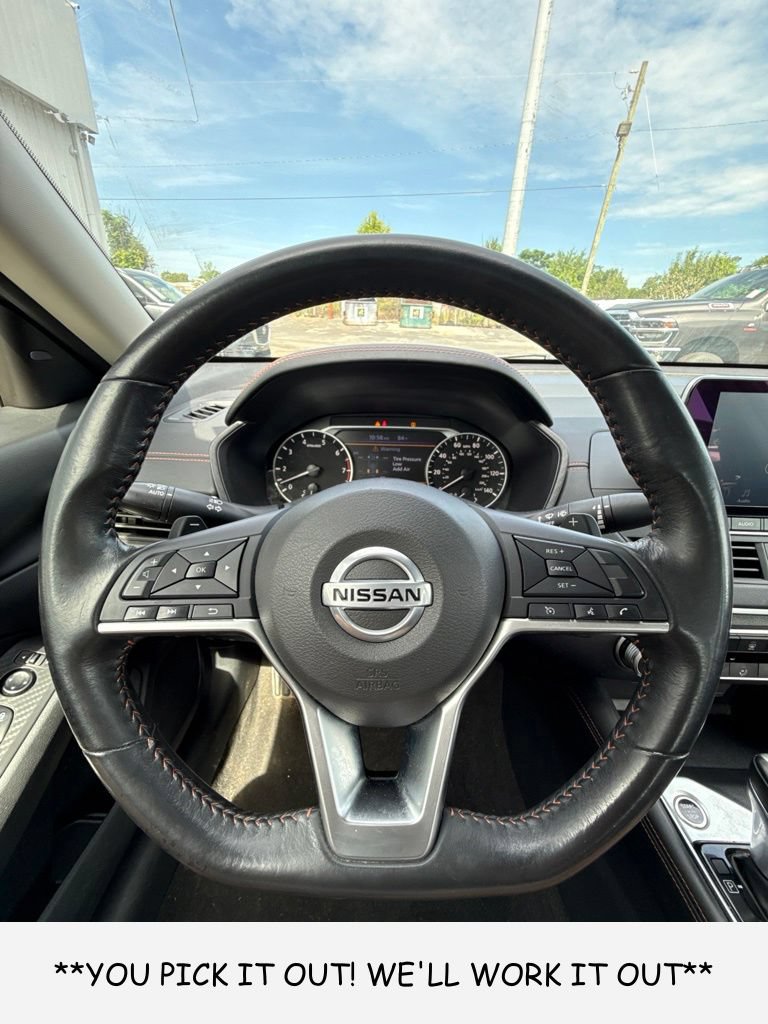 Used 2022 Nissan Altima 2.5 SR AWD/4WD image 6