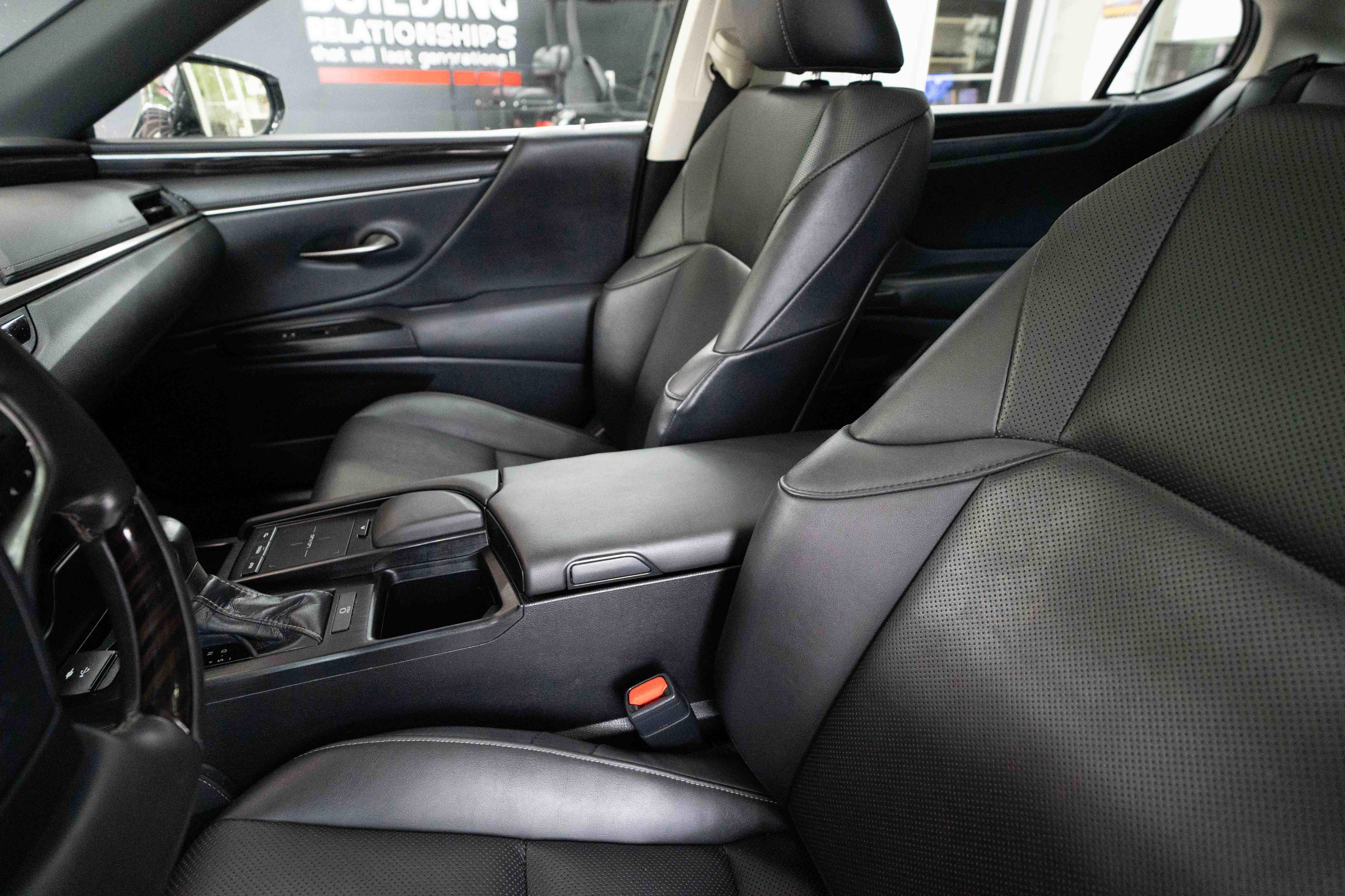 Used 2021 Lexus ES 250 w/ Premium Package AWD/4WD image 10