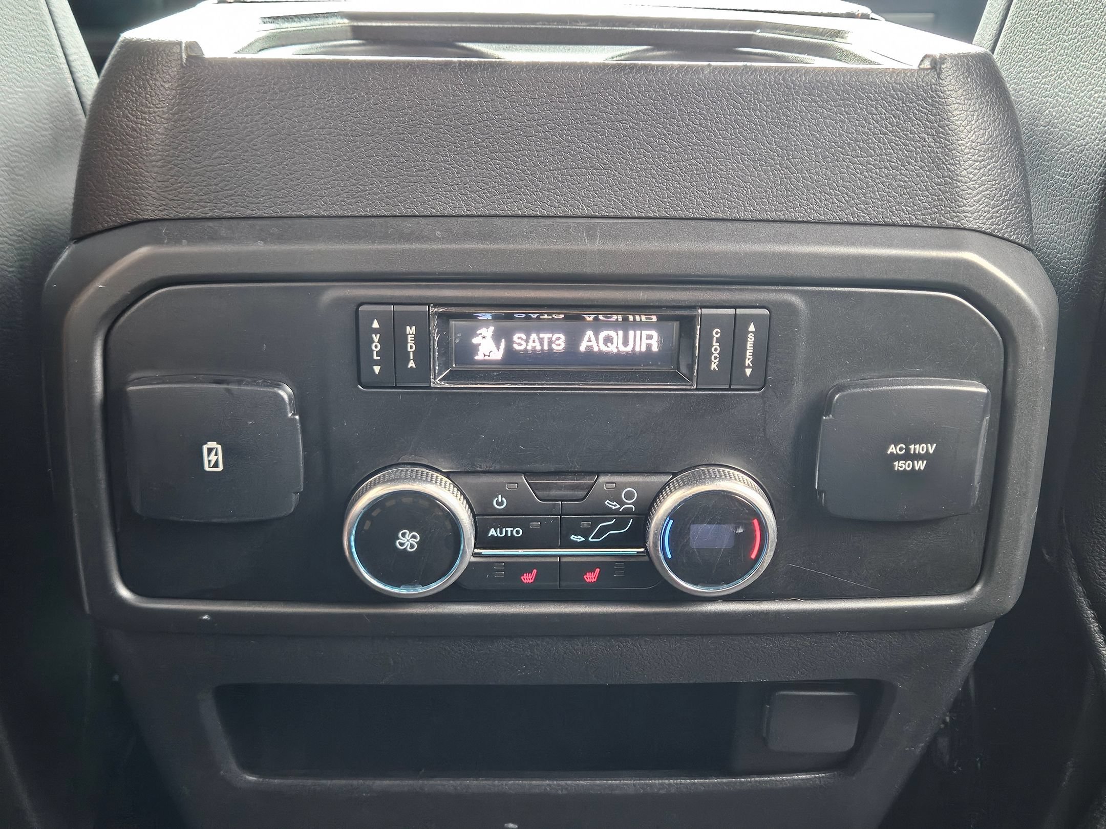 Used 2019 Ford Expedition Limited w/ Equipment Group 303A AWD/4WD image 27