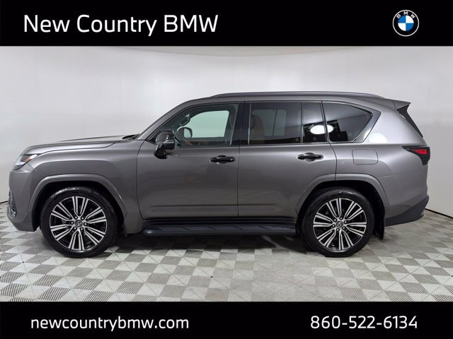 Used 2026 Lexus LX 600 4WD w/ Appearance Package image 4