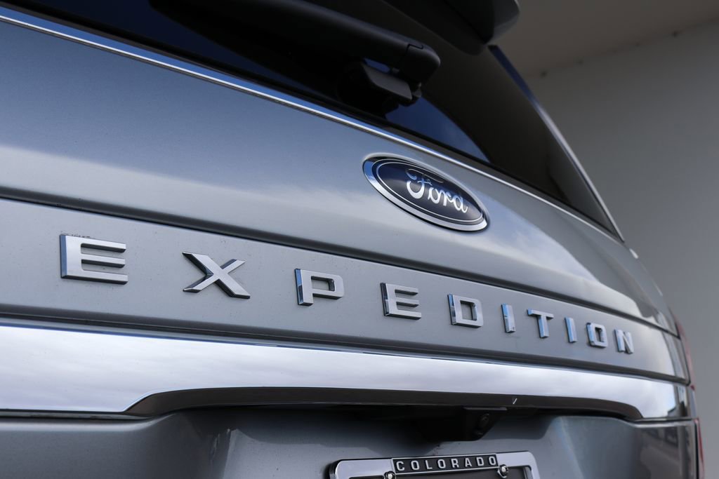 Used 2024 Ford Expedition Max Limited image 32