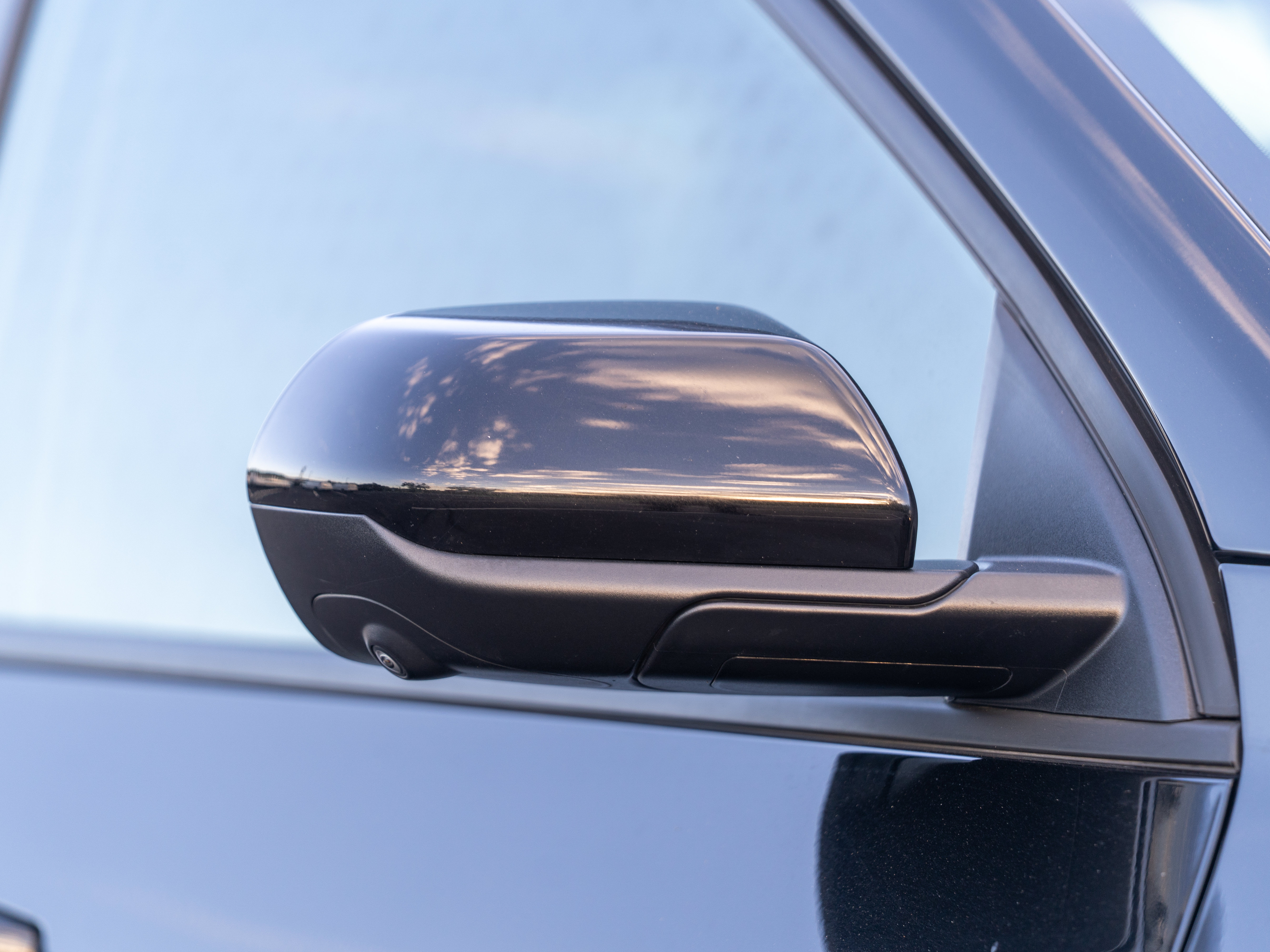 Used 2025 Chevrolet Equinox LT w/ Convenience Package II FWD image 45