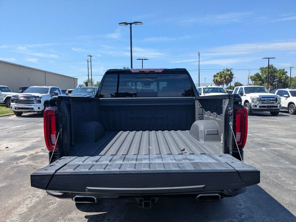 Used 2023 GMC Sierra 1500 Denali w/ Denali Reserve Package AWD/4WD image 13