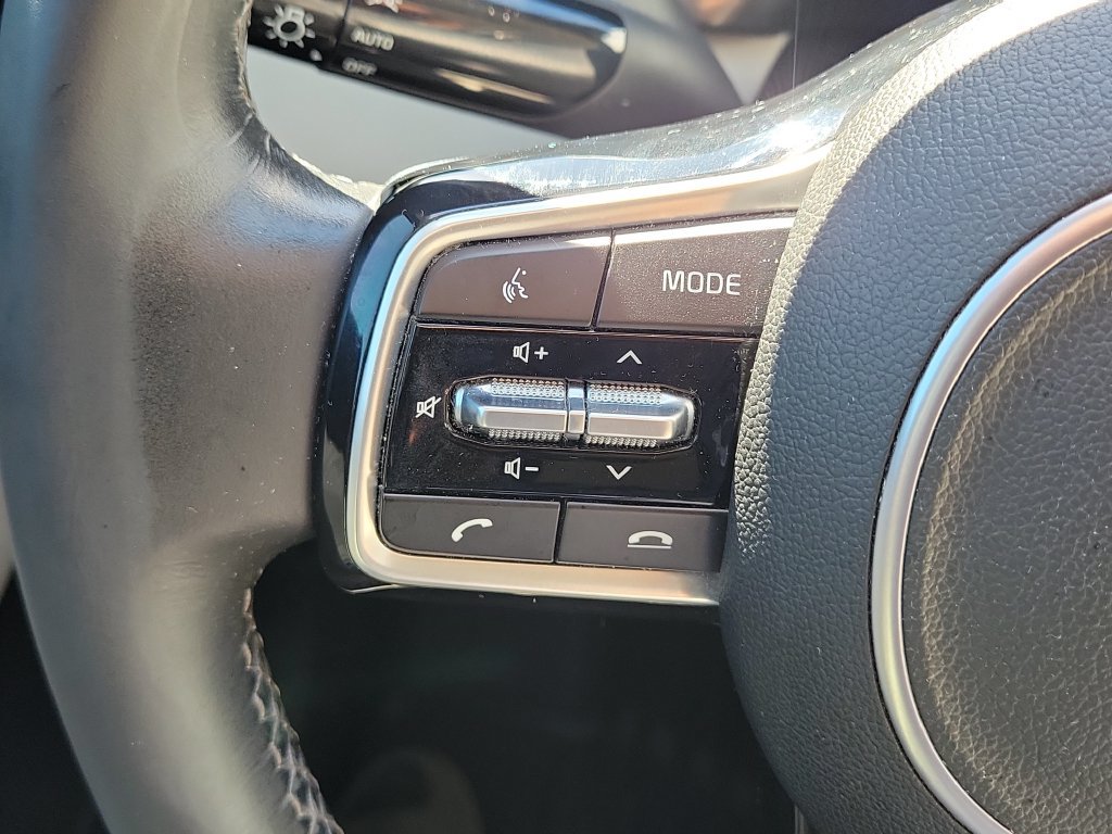 Certified 2022 Kia Sorento S FWD image 9