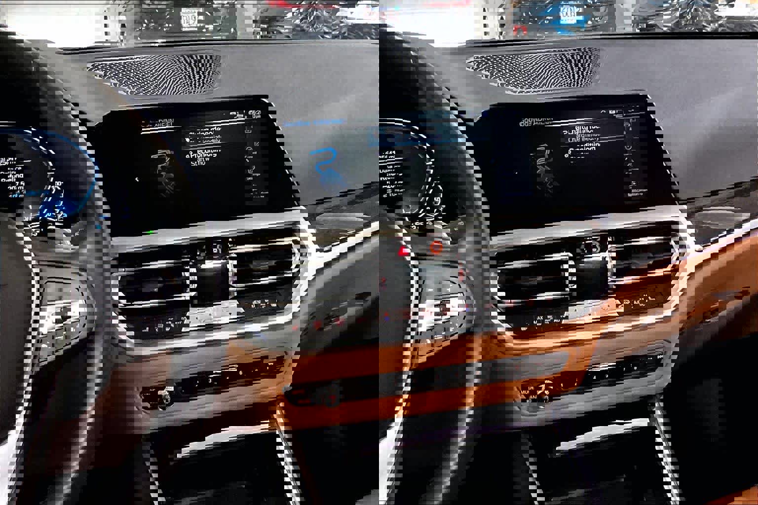 Used 2022 BMW 330e xDrive w/ Premium Package image 7