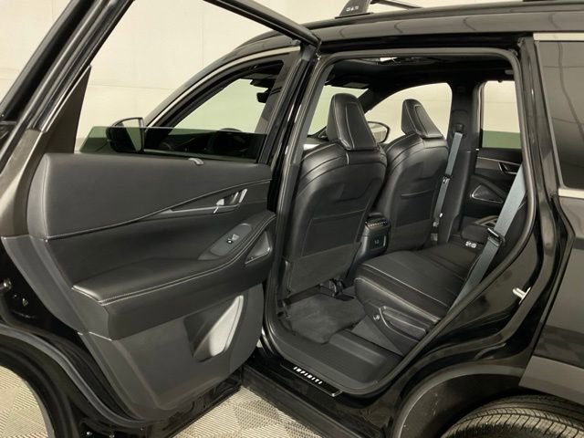 Used 2025 INFINITI QX60 Luxe w/ Black Edition image 33