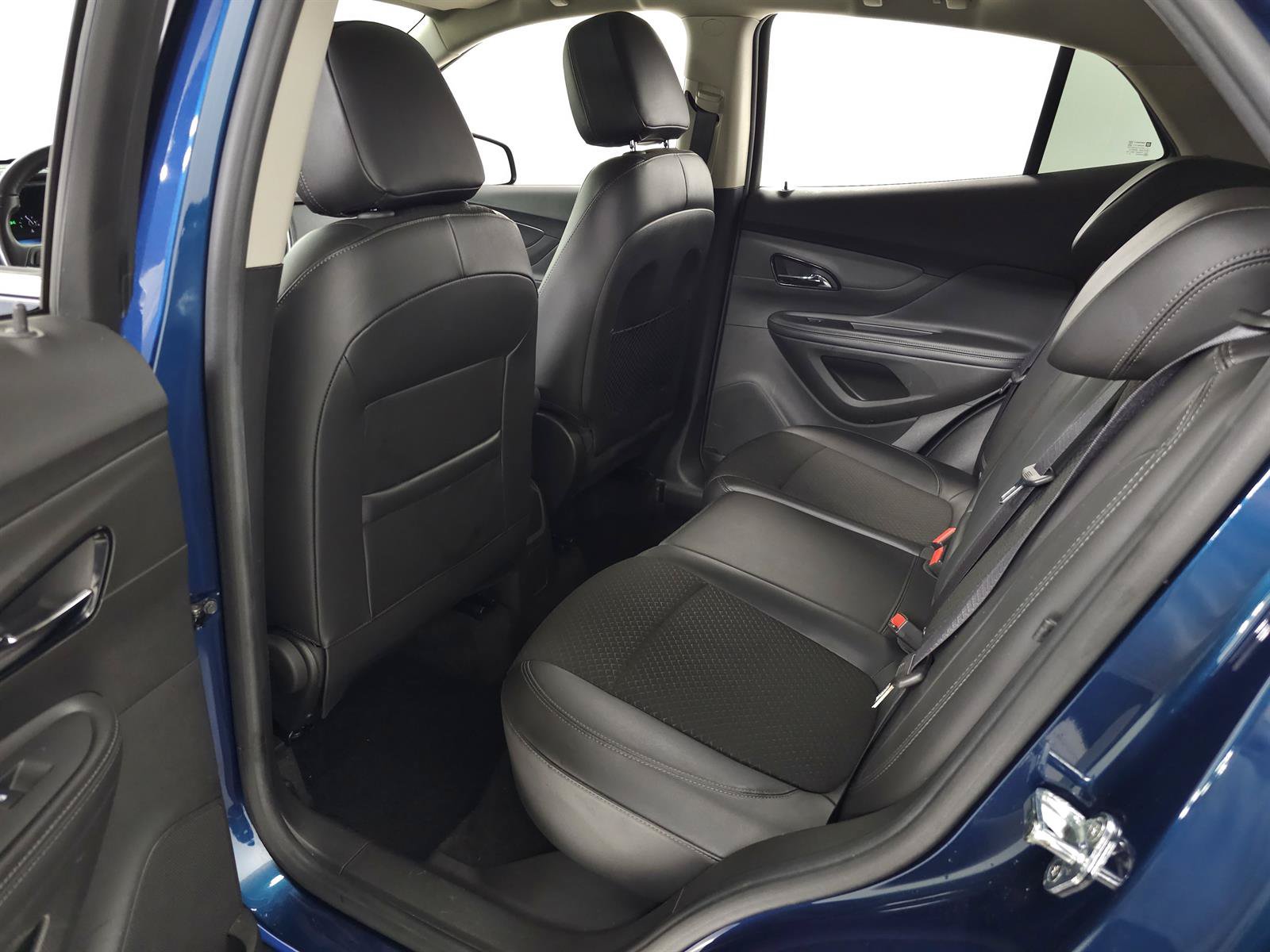 Used 2019 Buick Encore Preferred FWD image 24