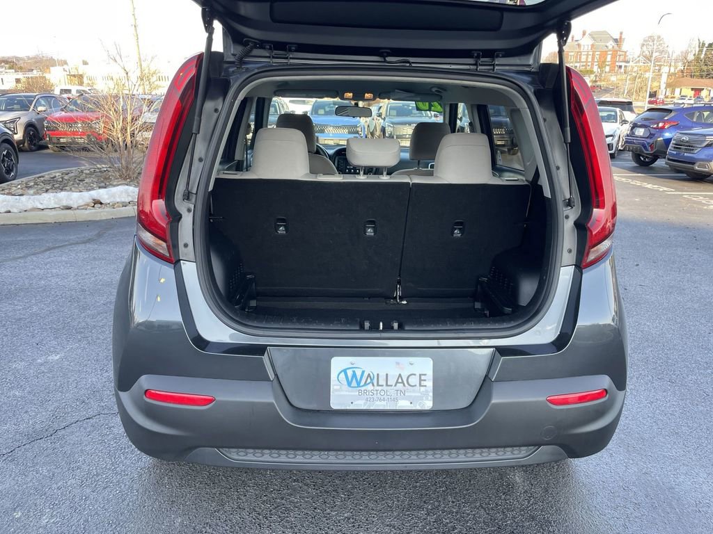 Used 2020 Kia Soul LX FWD image 32