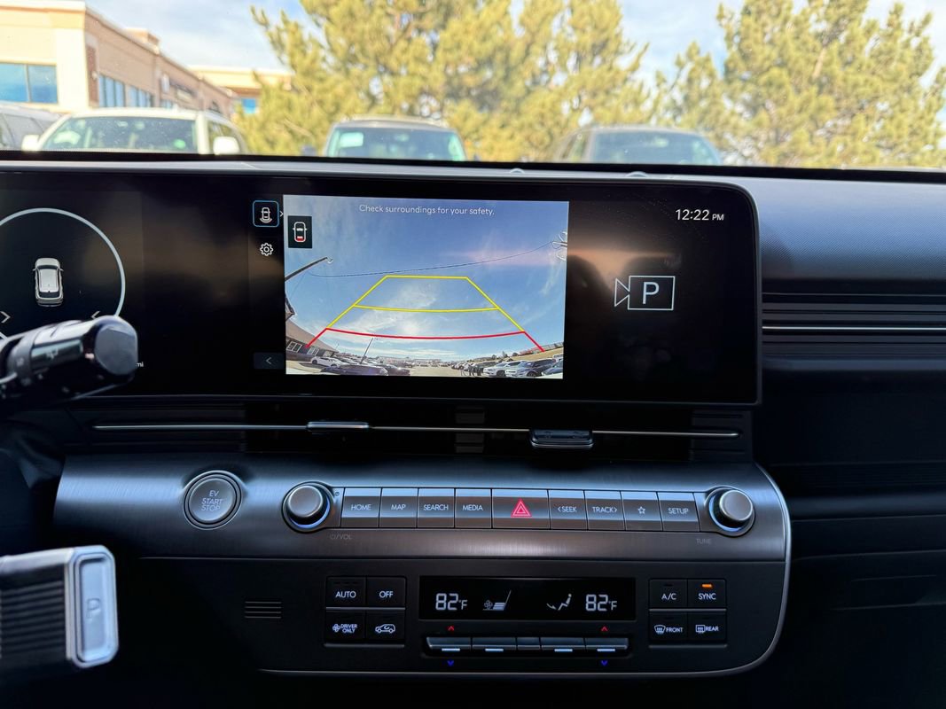 Used 2024 Hyundai Kona SEL image 33