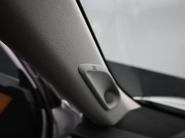 Used 2024 Toyota Grand Highlander Limited image 10