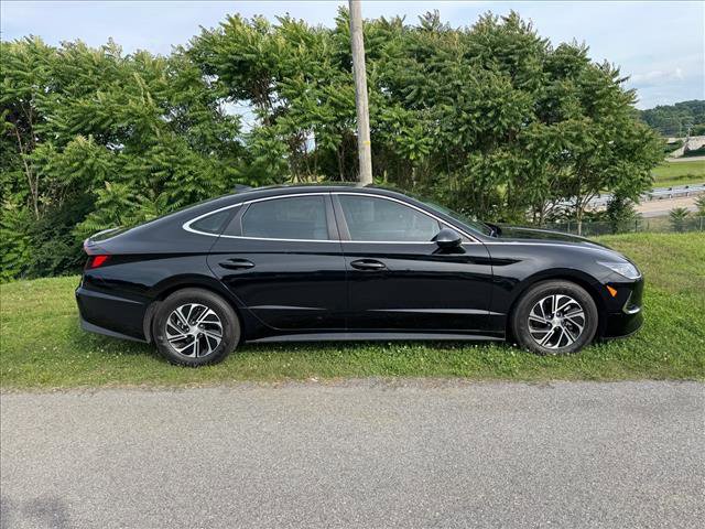 Used 2023 Hyundai Sonata Blue FWD image 13