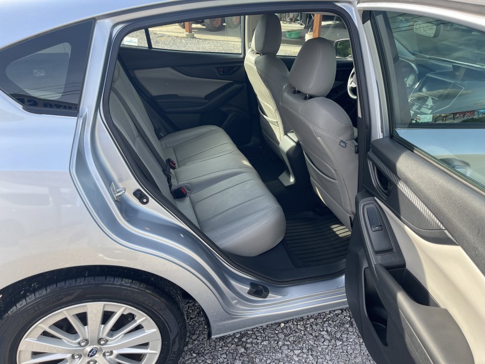 Used 2018 Subaru Impreza 2.0i Premium w/ Eyesight & BSD & Rcta AWD/4WD image 13