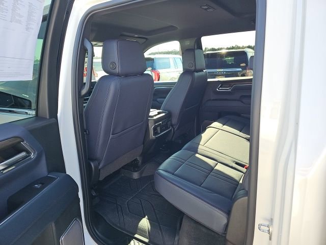 Used 2024 Chevrolet Silverado 1500 High Country image 10