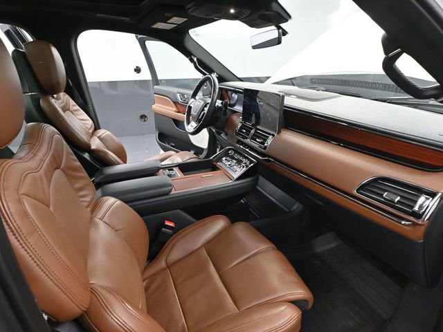 Used 2023 Lincoln Navigator L Reserve w/ Equipment Group 201A image 57