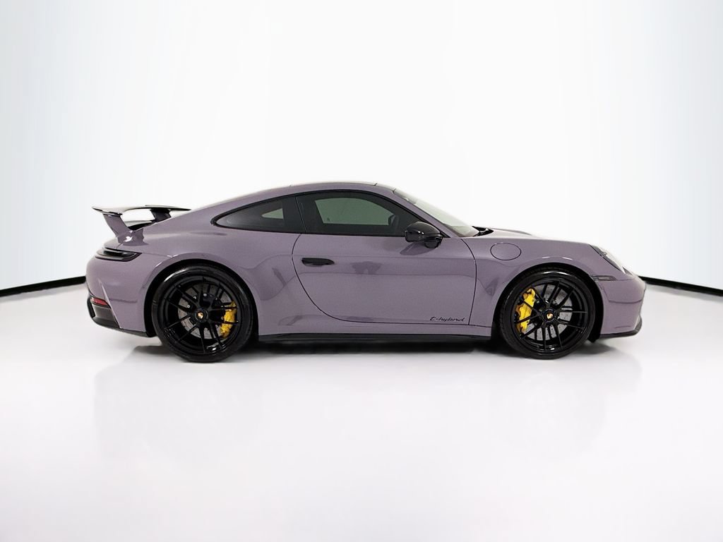 Used 2026 Porsche 911 Carrera 4 GTS AWD/4WD image 8