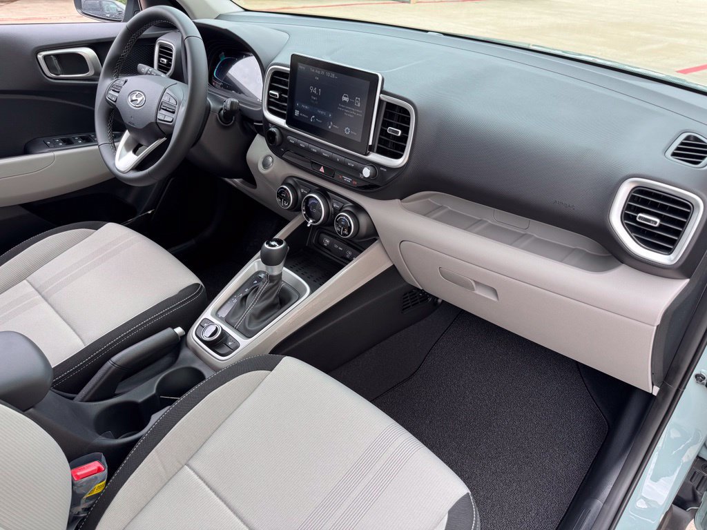 New 2026 Hyundai Venue SEL FWD image 16