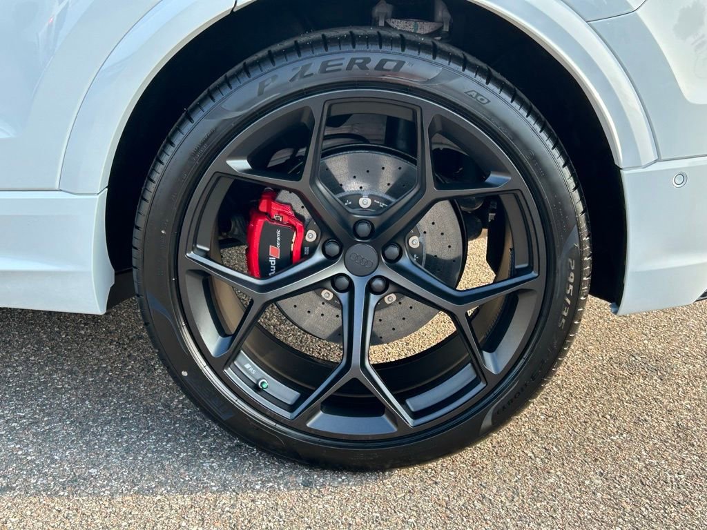 New 2026 Audi RS Q8 performance image 72