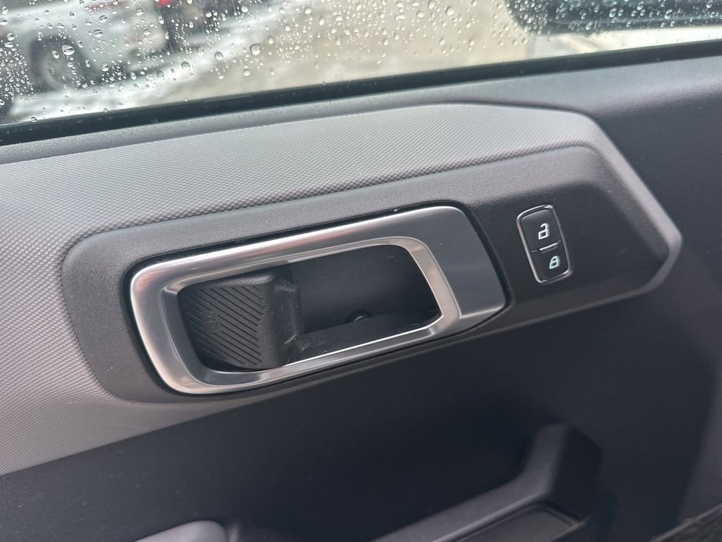 Used 2022 Ford Bronco Big Bend image 16