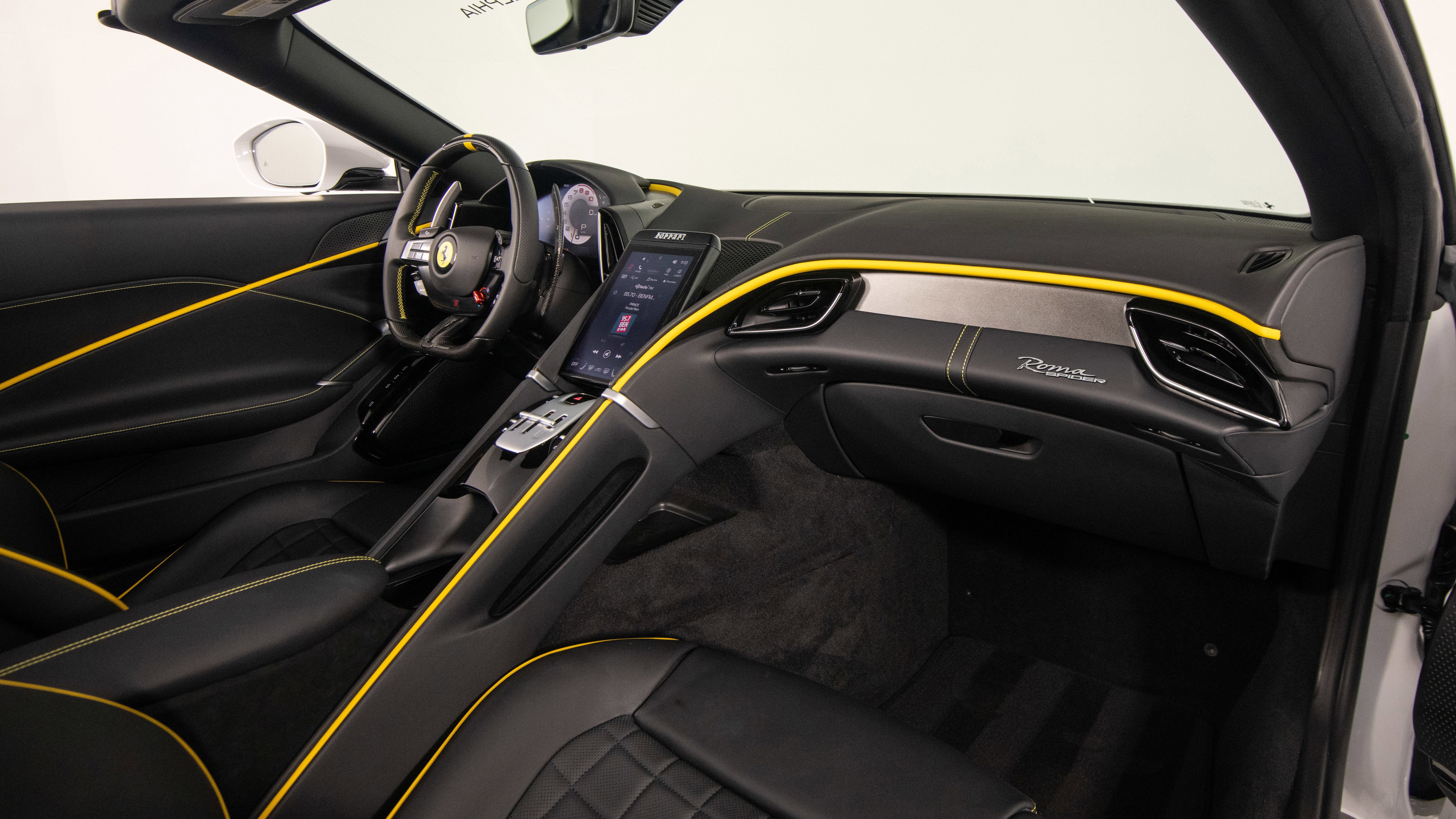 Certified 2026 Ferrari Roma Spider RWD image 30