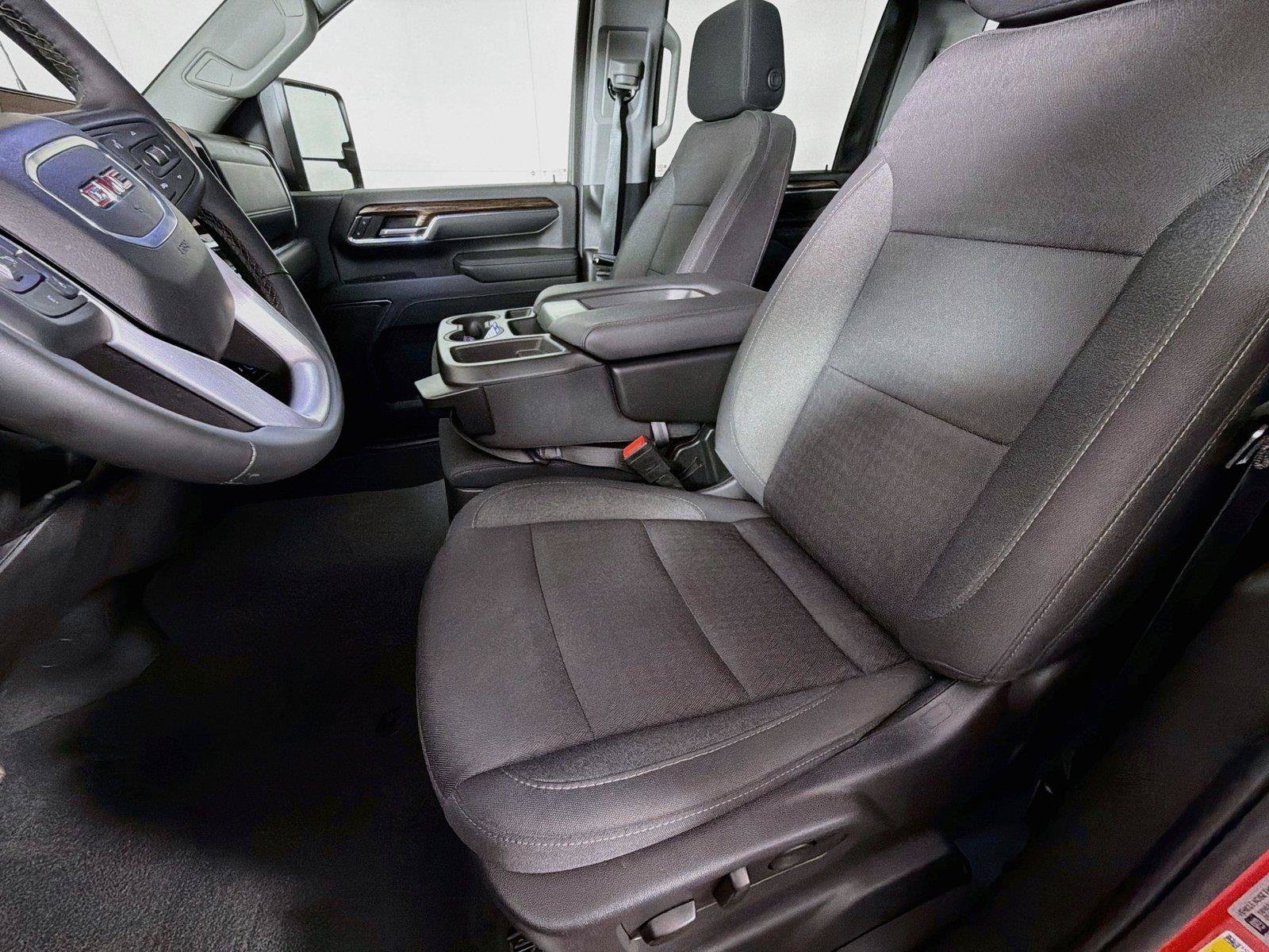 Used 2024 GMC Sierra 2500 SLE w/ SLE Value Package; AWD/4WD image 2