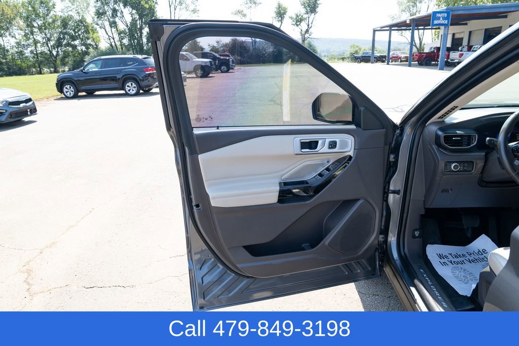 Used 2021 Ford Explorer Platinum w/ Equipment Group 601A image 11
