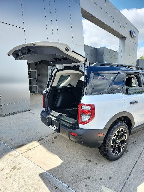 New 2026 Ford Bronco Sport Outer Banks w/ Outer Banks Tech Package+ AWD/4WD image 15