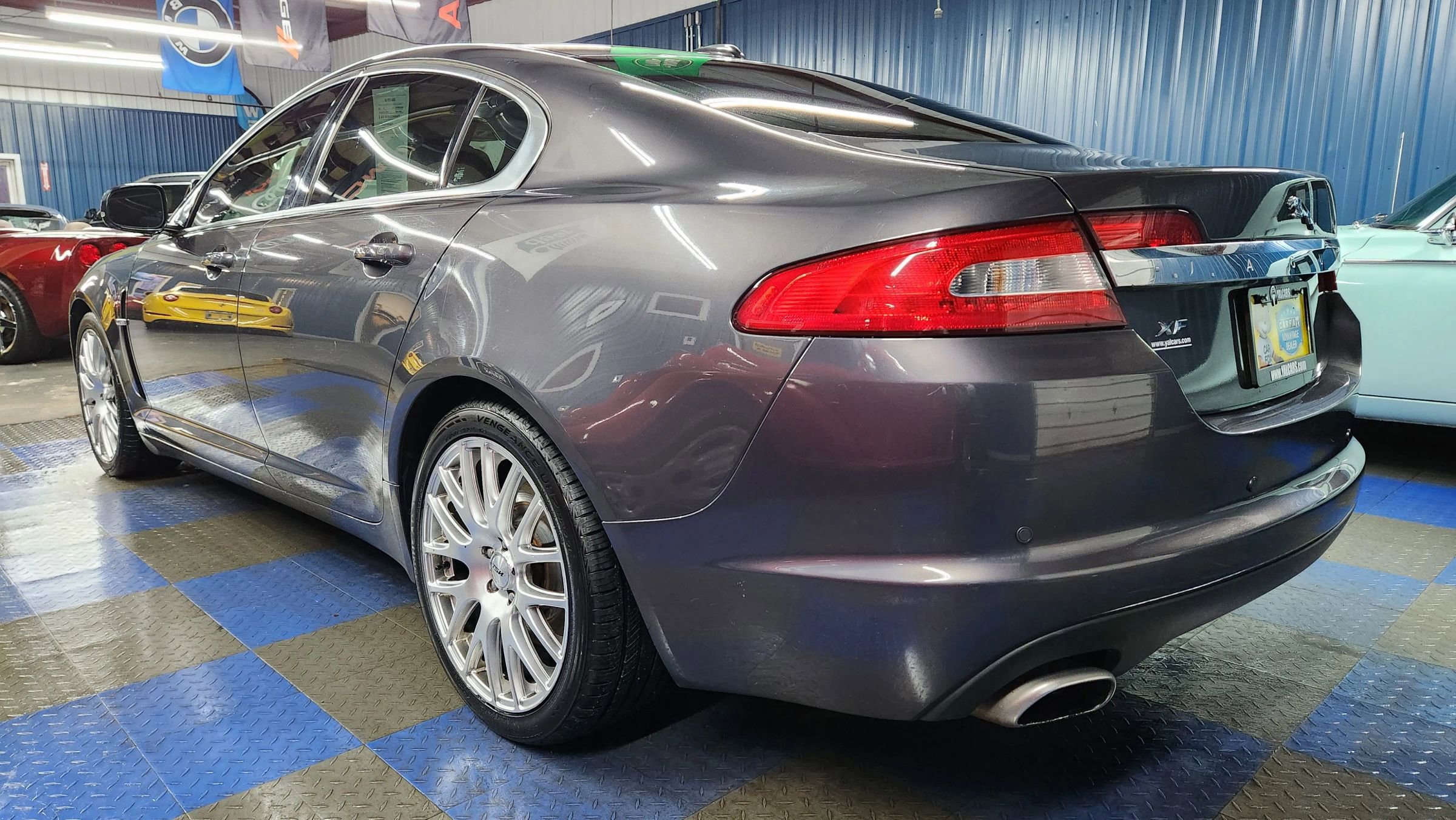 Used 2011 Jaguar XF Portfolio image 4