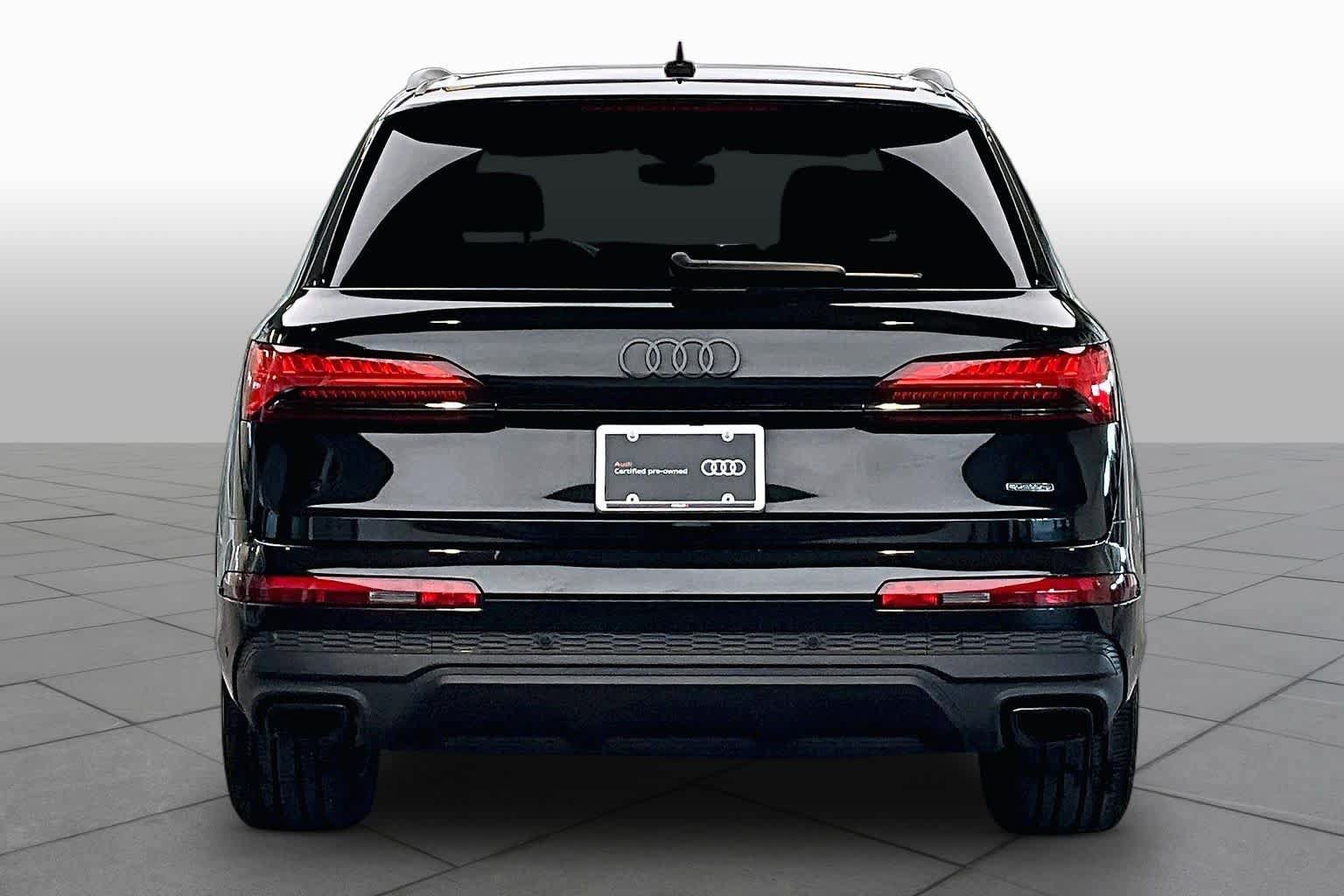 Certified 2025 Audi Q7 2.0T Premium w/ Convenience Plus Package AWD/4WD image 5
