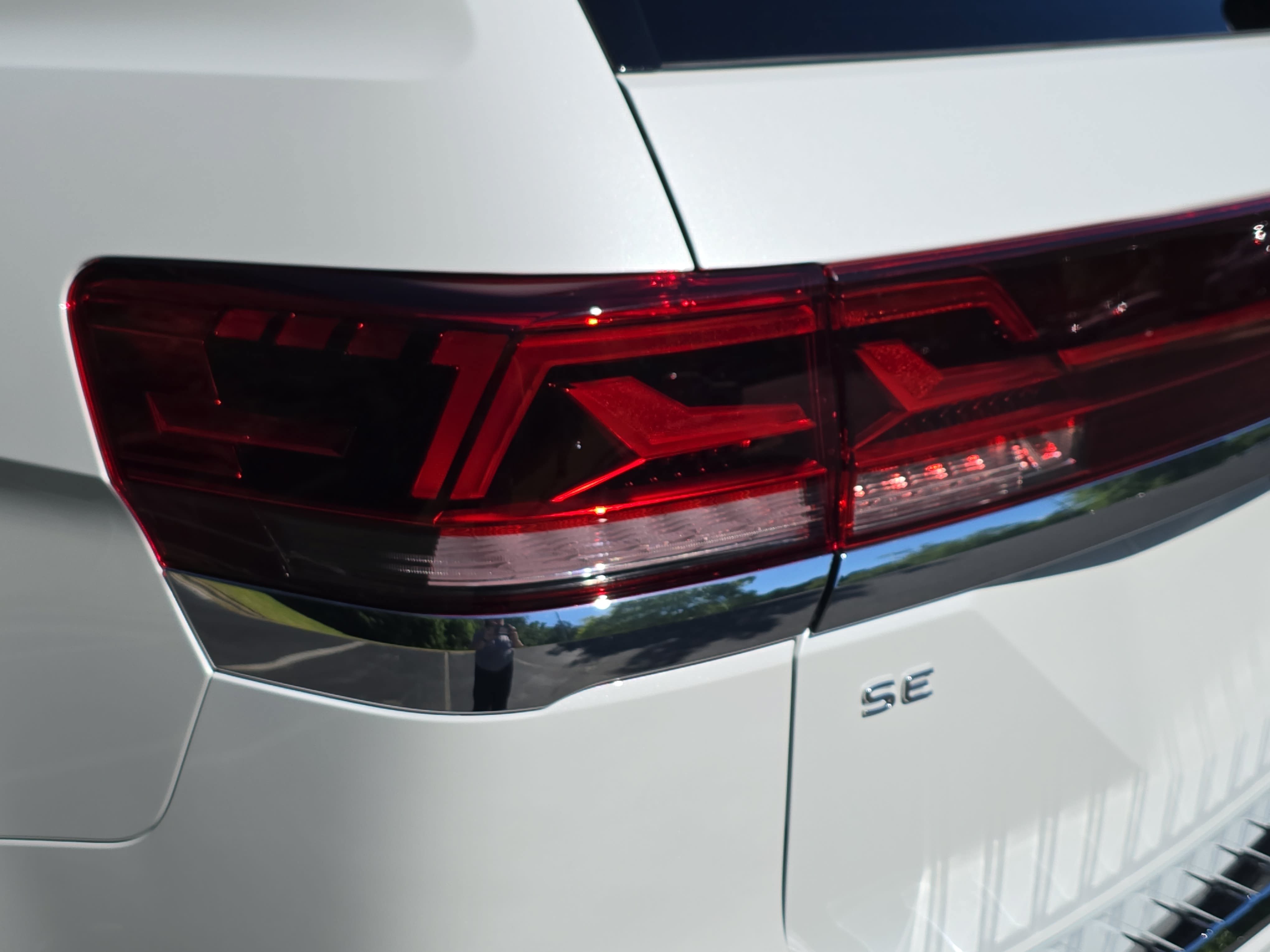 New 2026 Volkswagen Atlas SE FWD image 32
