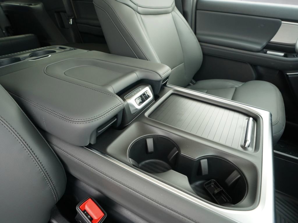 New 2026 Ford Expedition Max Active image 40