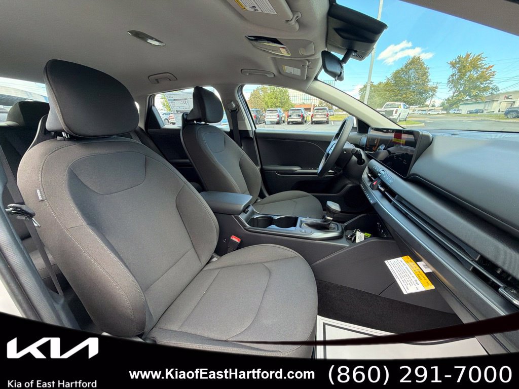 New 2026 Kia K4 FWD image 11